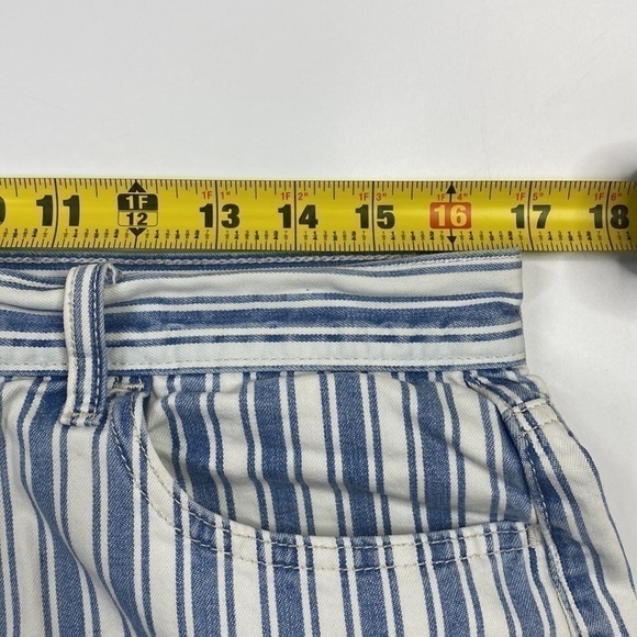 American Eagle Mom Short Blue White Striped Size 12 - Picture 3 of 9